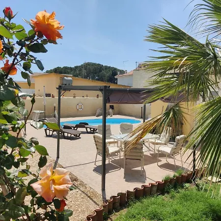 Pool Seaside Relais - Ville Ninfea, Marea, Rosa E Cassiopea Fontane Bianche Exterior photo