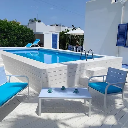 Pool Seaside Relais - Ville Ninfea, Marea, Rosa E Cassiopea Fontane Bianche Exterior photo