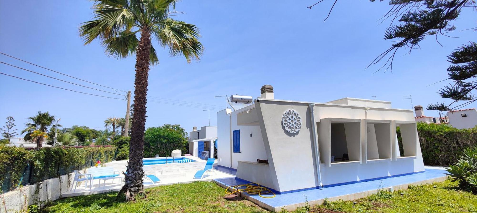 Holiday home Pool Seaside Relais - Ninfea, Marea, Rosa E Cassiopea Fontane Bianche
